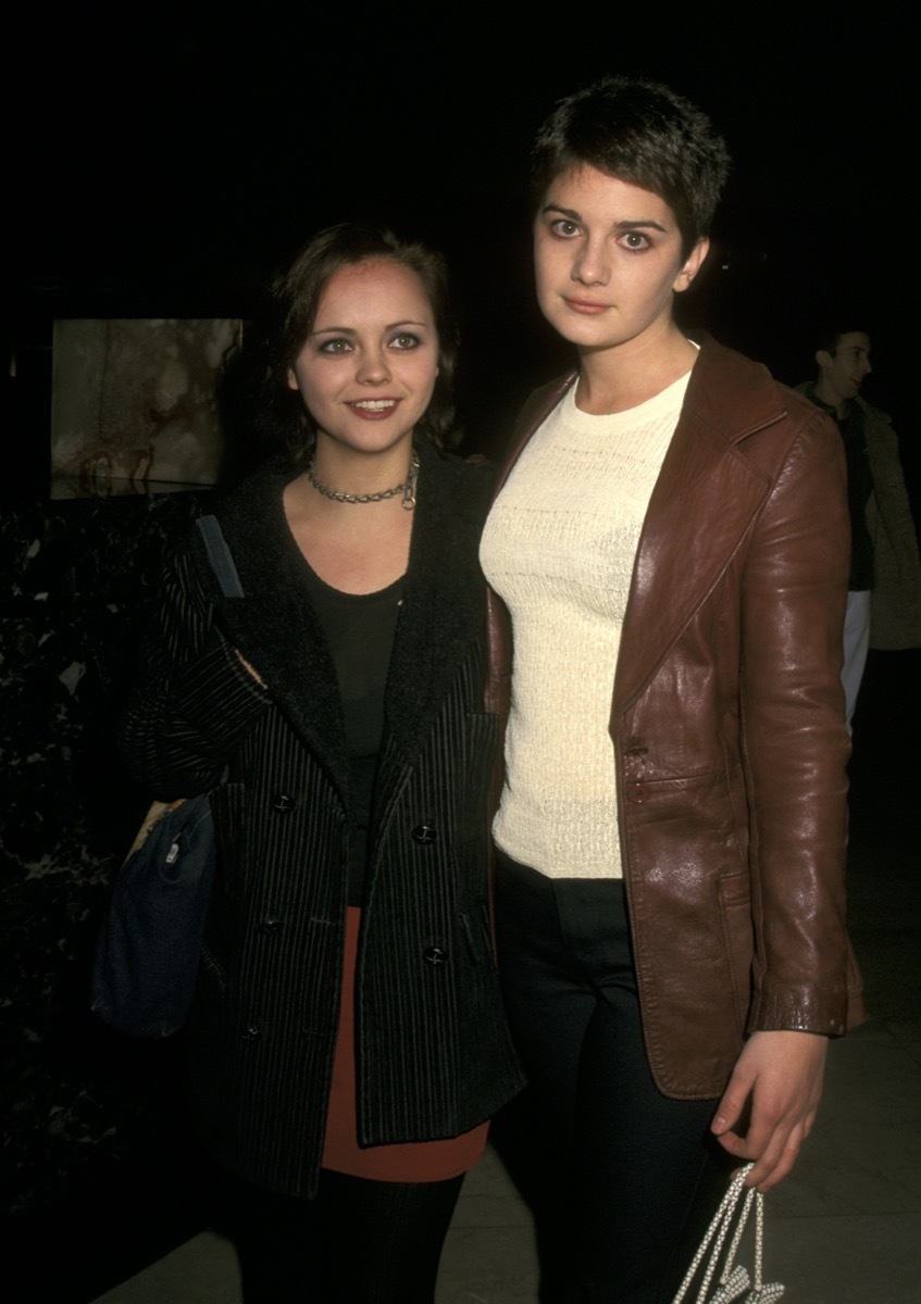 Christina Ricci and Gaby Hoffmann in 1998