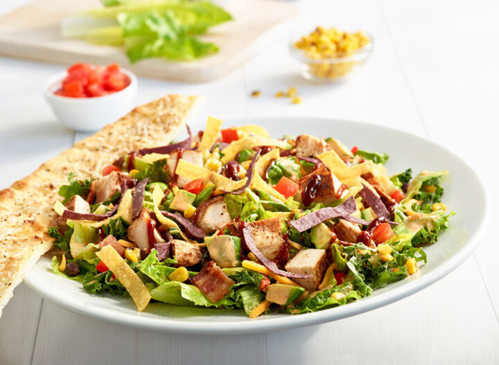 Ruby Tuesday bbq salad