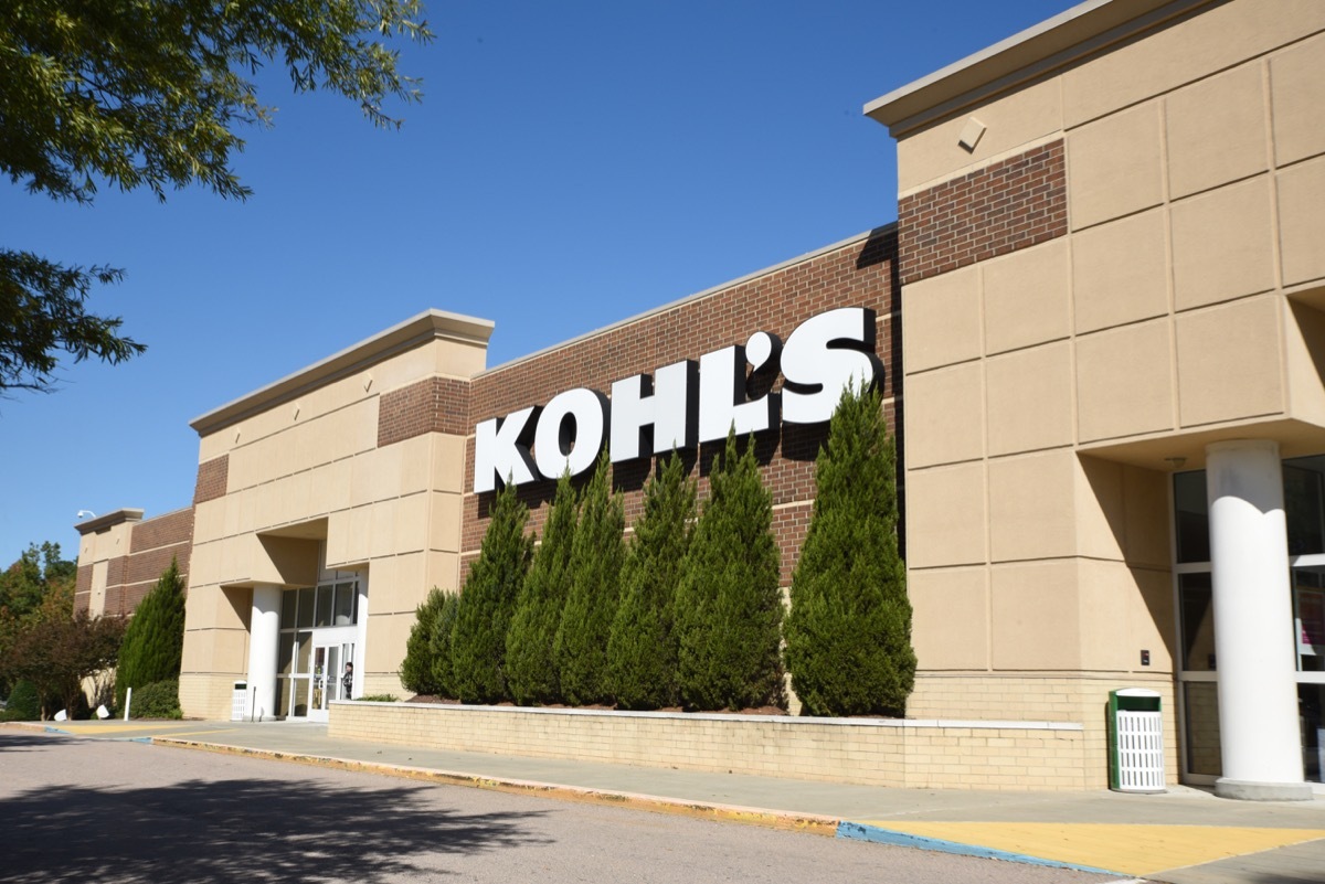 Kohl's Store Exterior {Save Money on Athletic Wear}