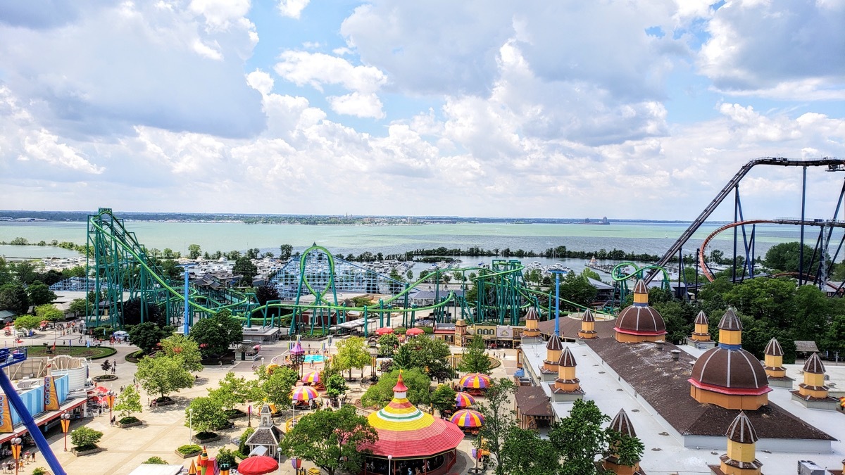 Cedar Point amusement park how much it costs to visit theme parks