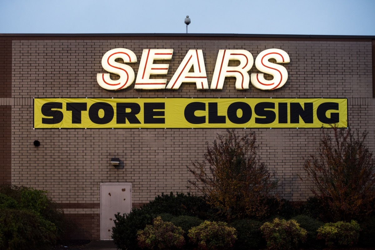 sears store with closing sign