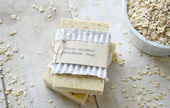 amazing_homemade_soap_recipes_that_make_the_best_gifts_03