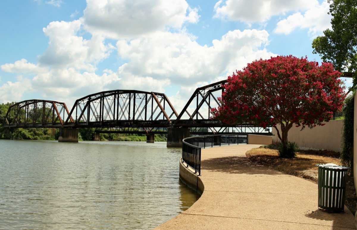 waco, texas river and bridge