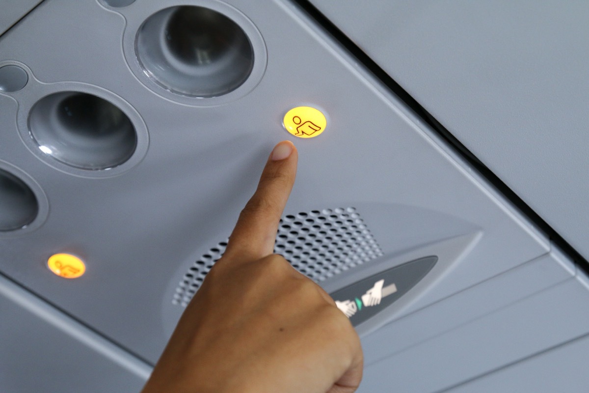 call button on airplane things that horrify flight attendants