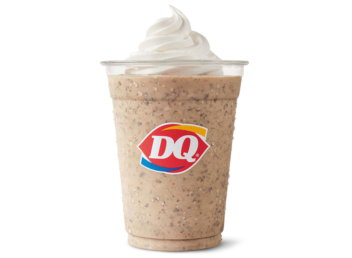 dairy queen choco-hazelnut chip shake