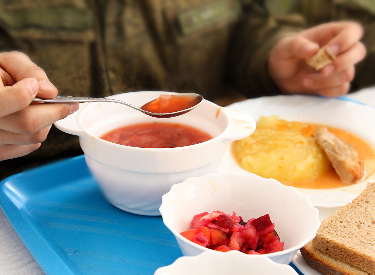 Someone eating a military diet meal plan for lunch