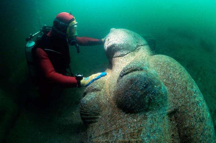 http://newsd.co/wp-content/uploads/2018/09/ewao.com-underwater-city-5.jpg