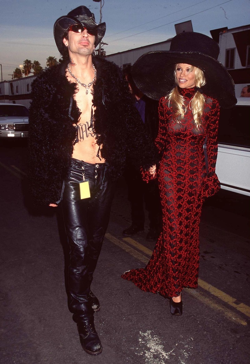 Tommy Lee and Pamela Anderson at the 1997 American Music Awards