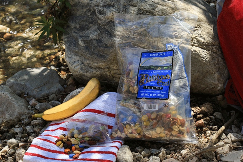 trader joes rainbows end trail mix