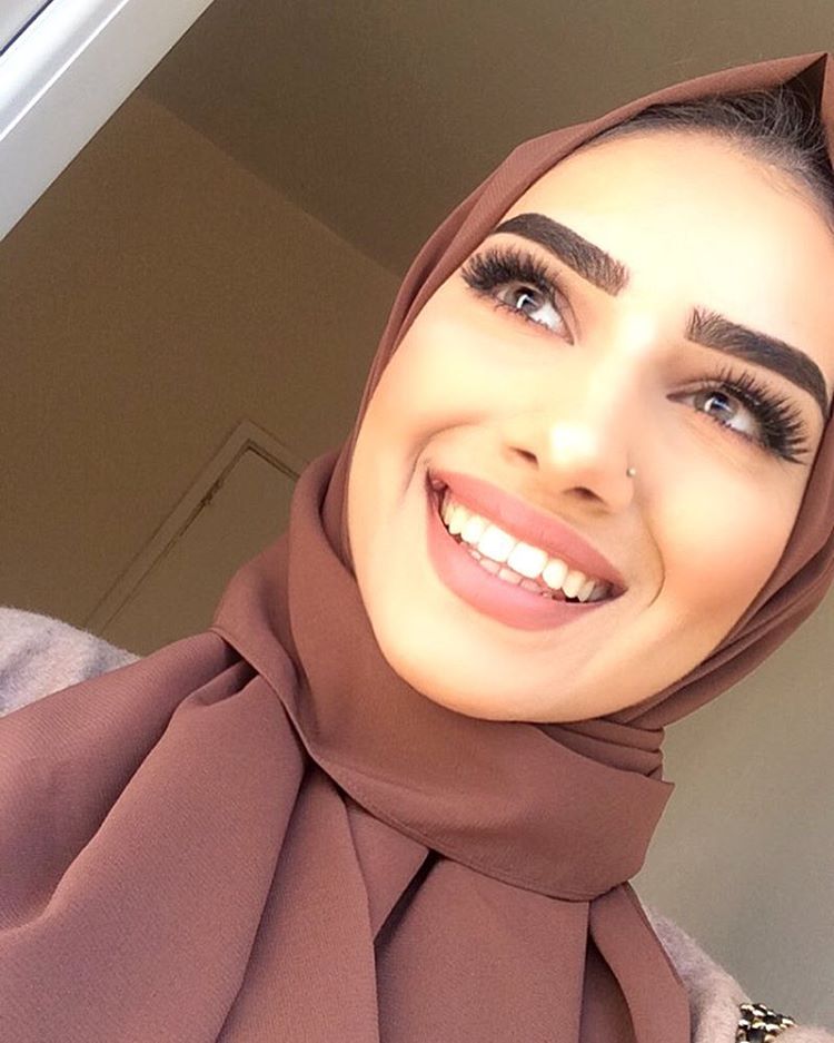 unbelievably_beautiful_women_wearing_hijabs_on_ig_14