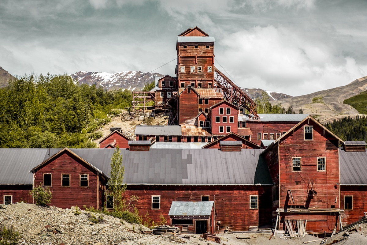 Kennecott Mines Alaska creepiest abandoned buildings