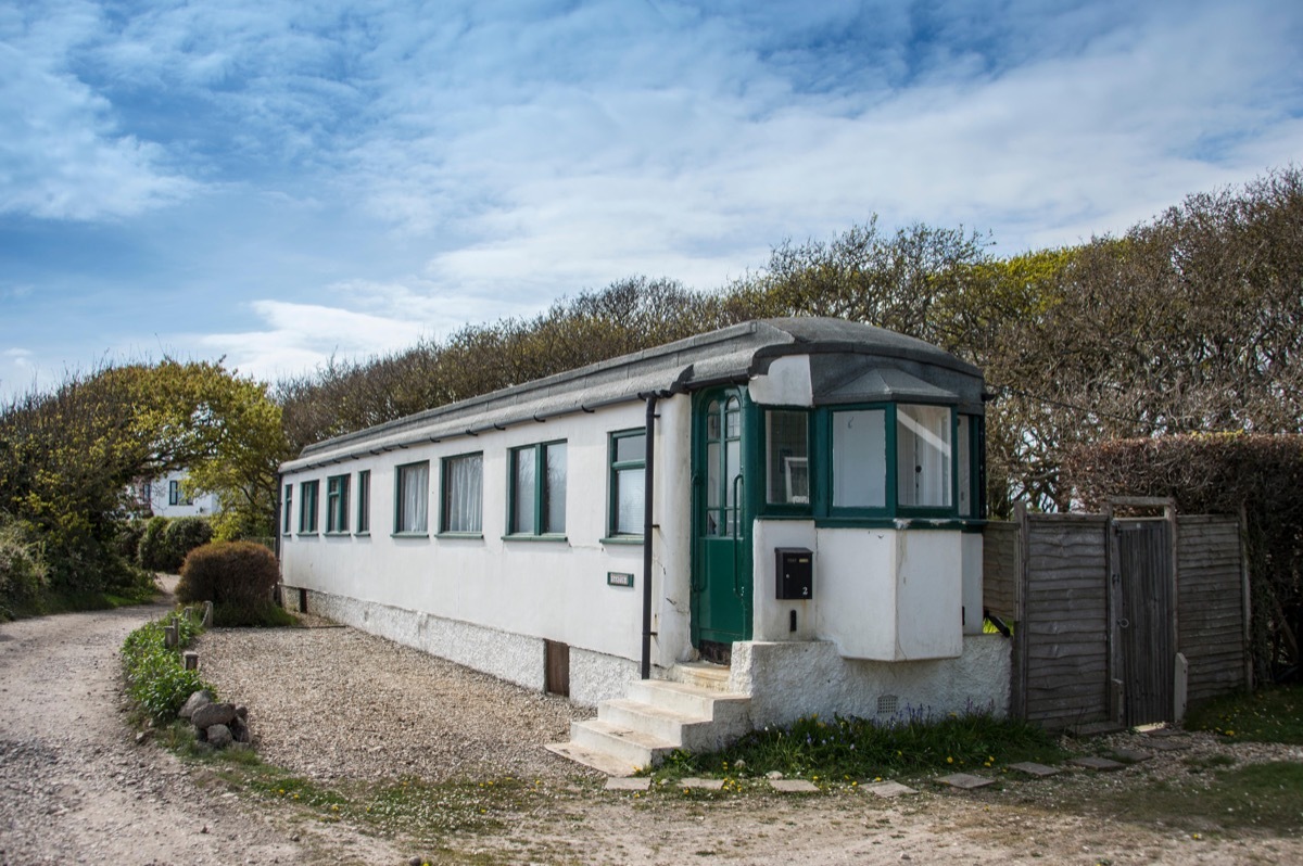 railway carriage house, unique houses