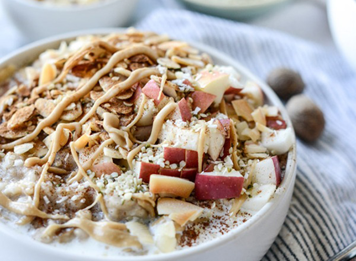 apple cinnamon crockpot oats