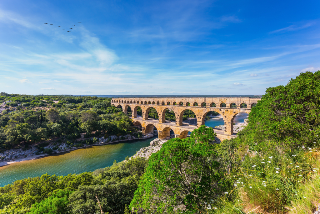 Pont du Gard France Trivial Pursuit Questions