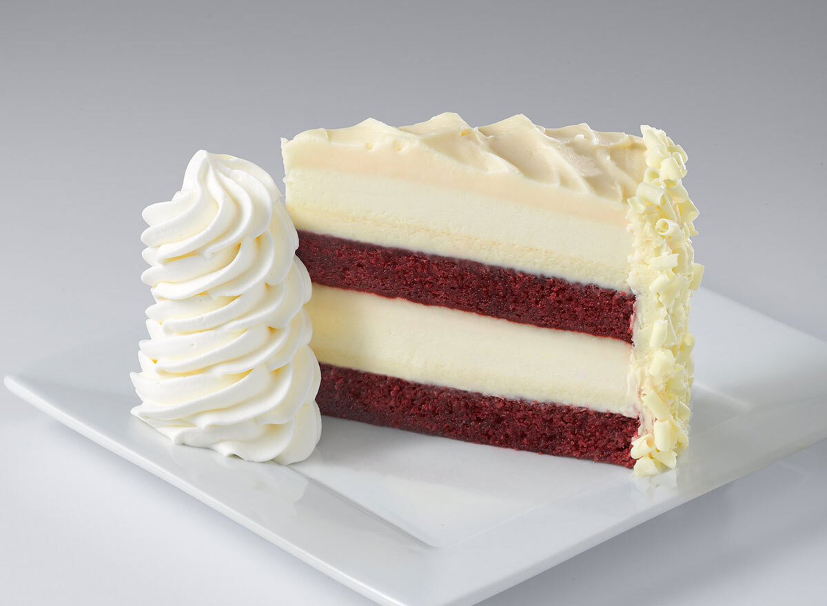 cheesecake factory ultimate red velvet cheesecake slice