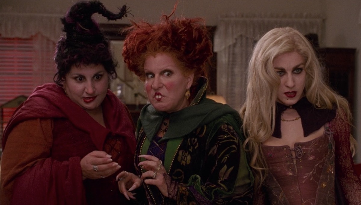 Bette Midler, Sarah Jessica Parker, and Kathy Naijmy in 