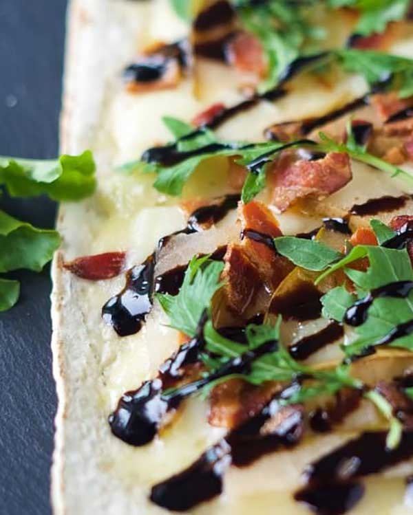 pear brie and bacon flatbread