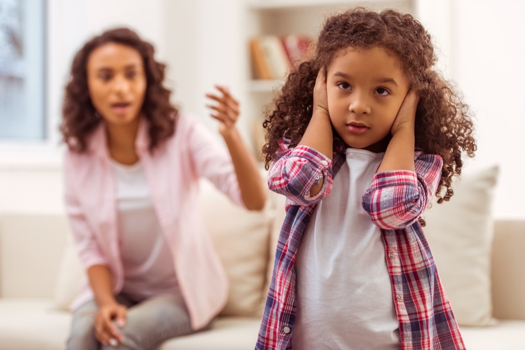 mom yelling at little girl, stay at home mom