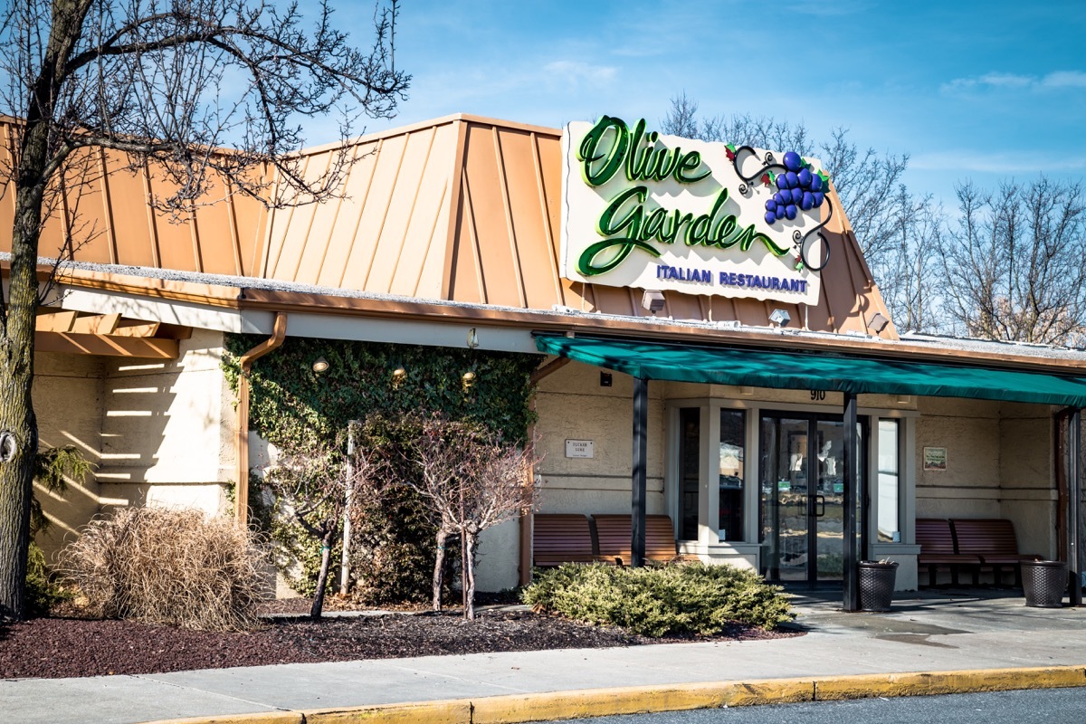 Exterior of Olive Garden Italian Kitchen